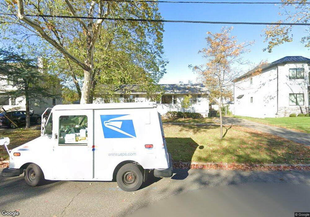 181 Cleenput Terrace, Paramus, NJ 07652 - photo 1