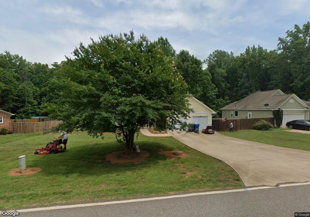 195 Clearview Rd, Statesville, NC 28625 - photo 1