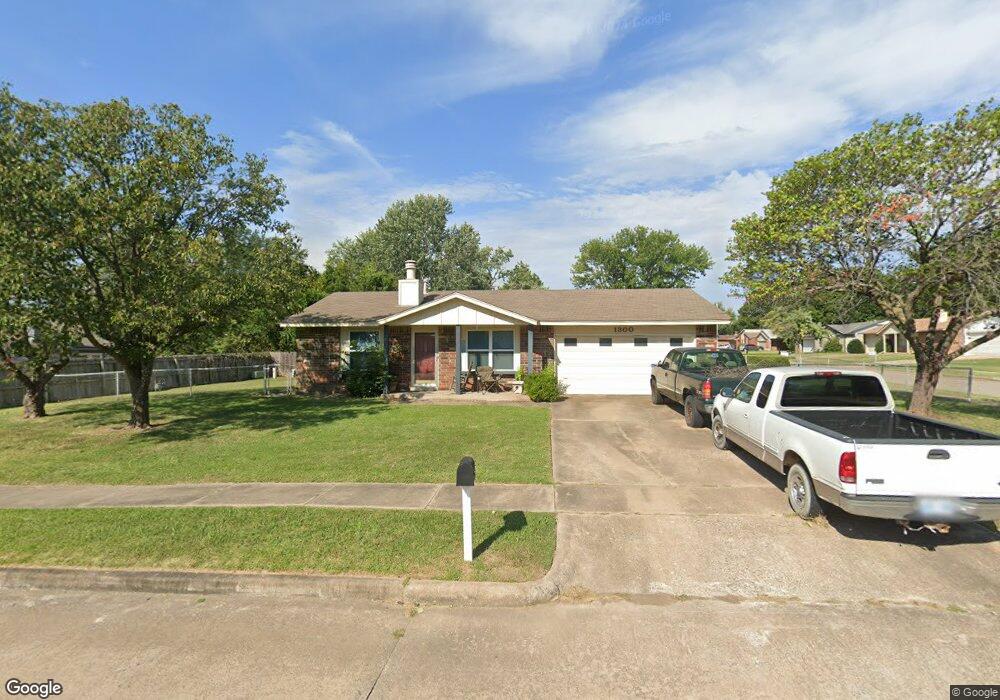 1300 S Gum Ave, Broken Arrow, OK 74012 - photo 1