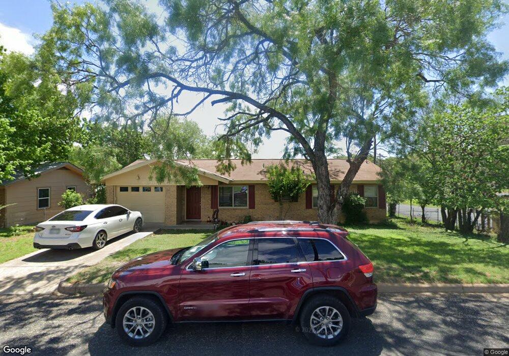 521 Silver Maple St, Fredericksburg, TX 78624 - photo 1