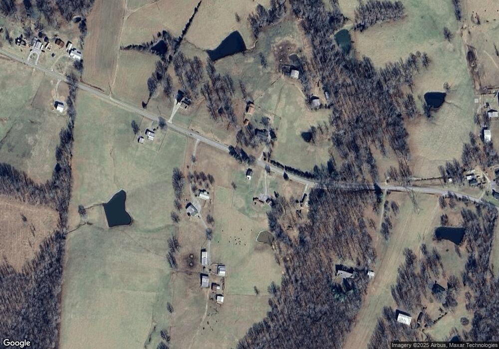 1135 Old Stewart Rd, Tennessee Ridge, TN 37178 - photo 1