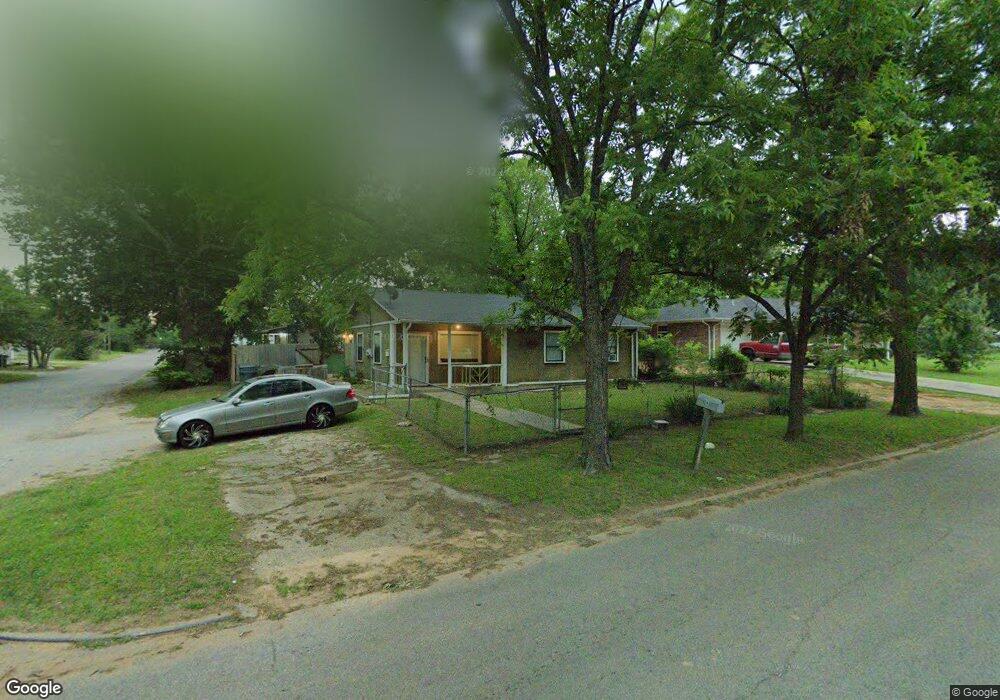 924 A St NE, Ardmore, OK 73401 - photo 1