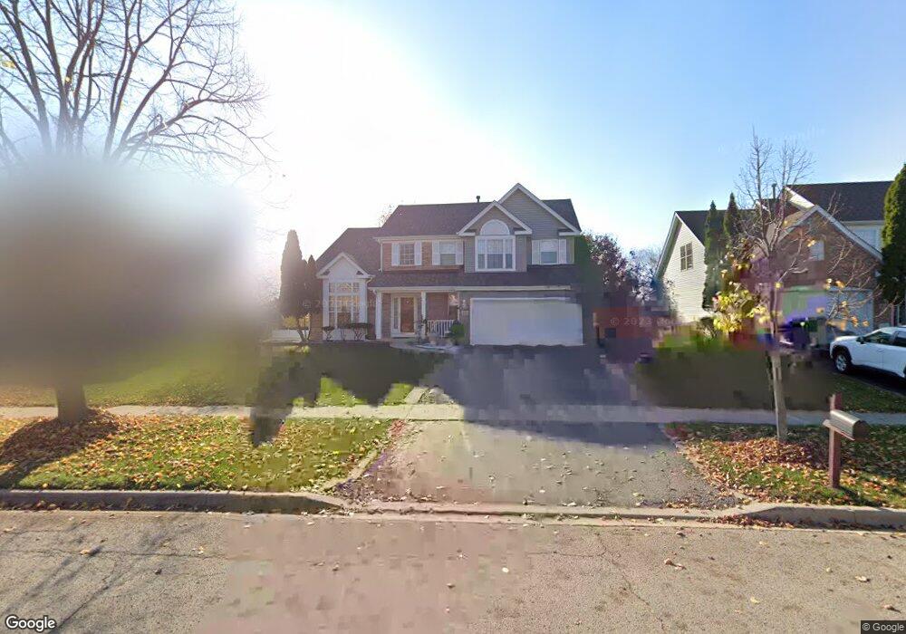 74 White Oak Dr, North Aurora, IL 60542 - photo 1