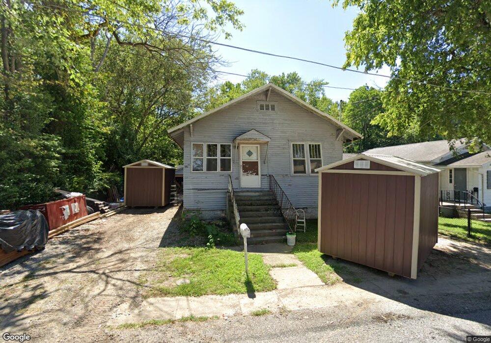 315 W Baker St, Harrisburg, IL 62946 - photo 1