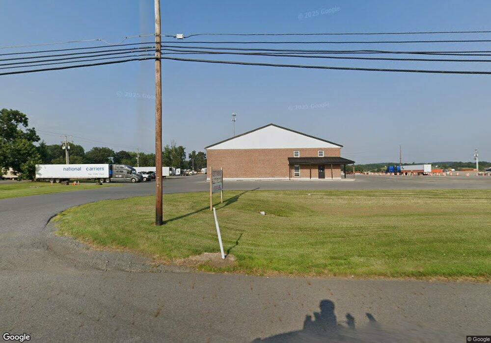 1047 Shoemaker Ave, Shoemakersville, PA 19555 - photo 1