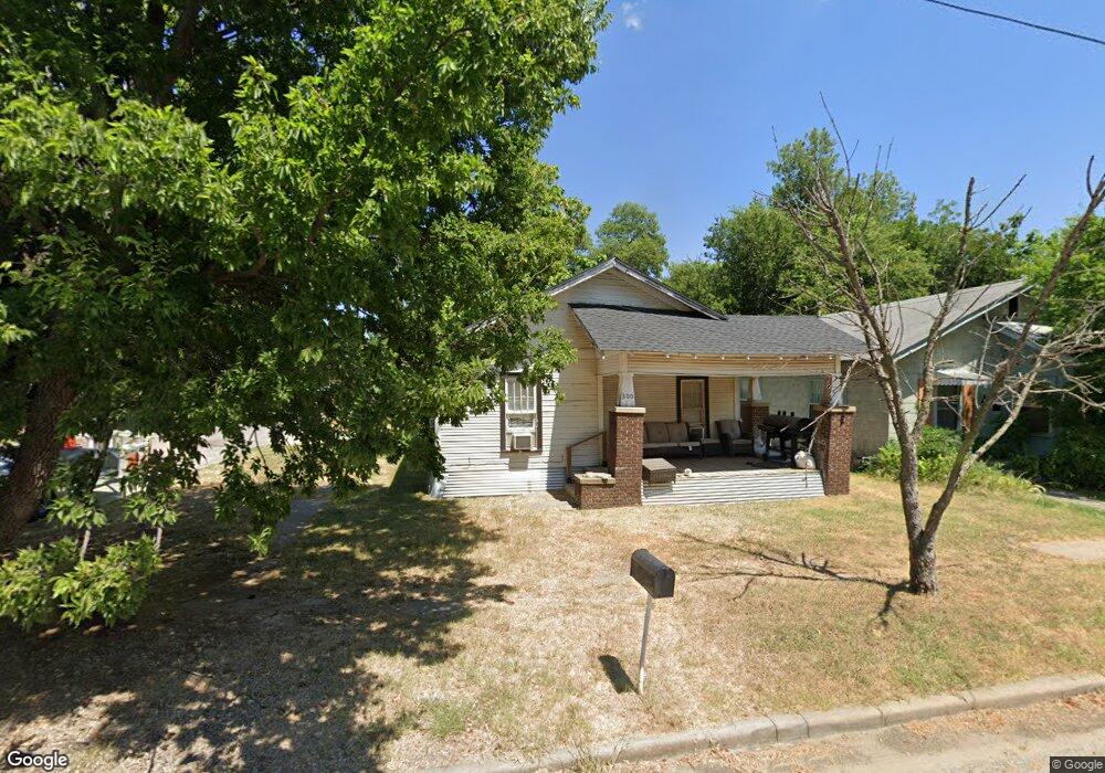 300 S Morris St, Gainesville, TX 76240 - photo 1