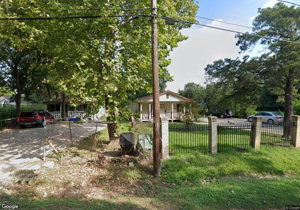 1023 Apache St, Houston, TX 77022 - photo 1