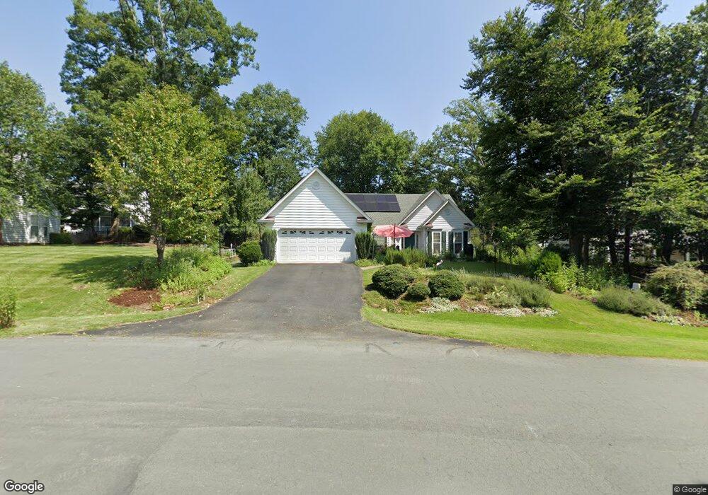 1320 River Chase Ln, Charlottesville, VA 22901 - photo 1