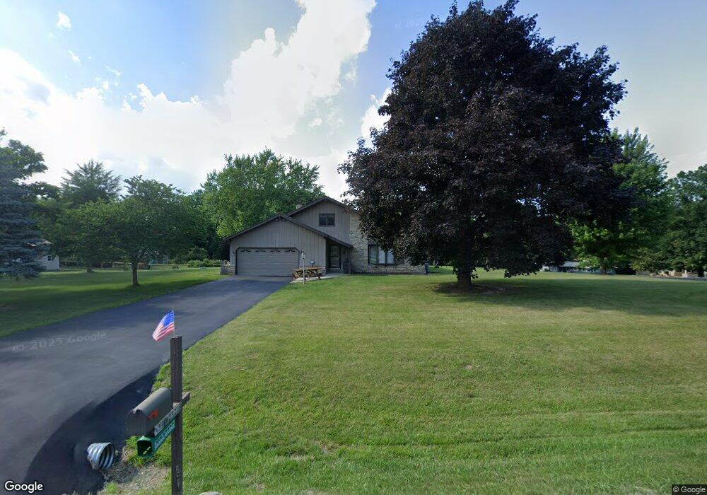 N59W25718 Eyrie Dr, Sussex, WI 53089 - photo 1