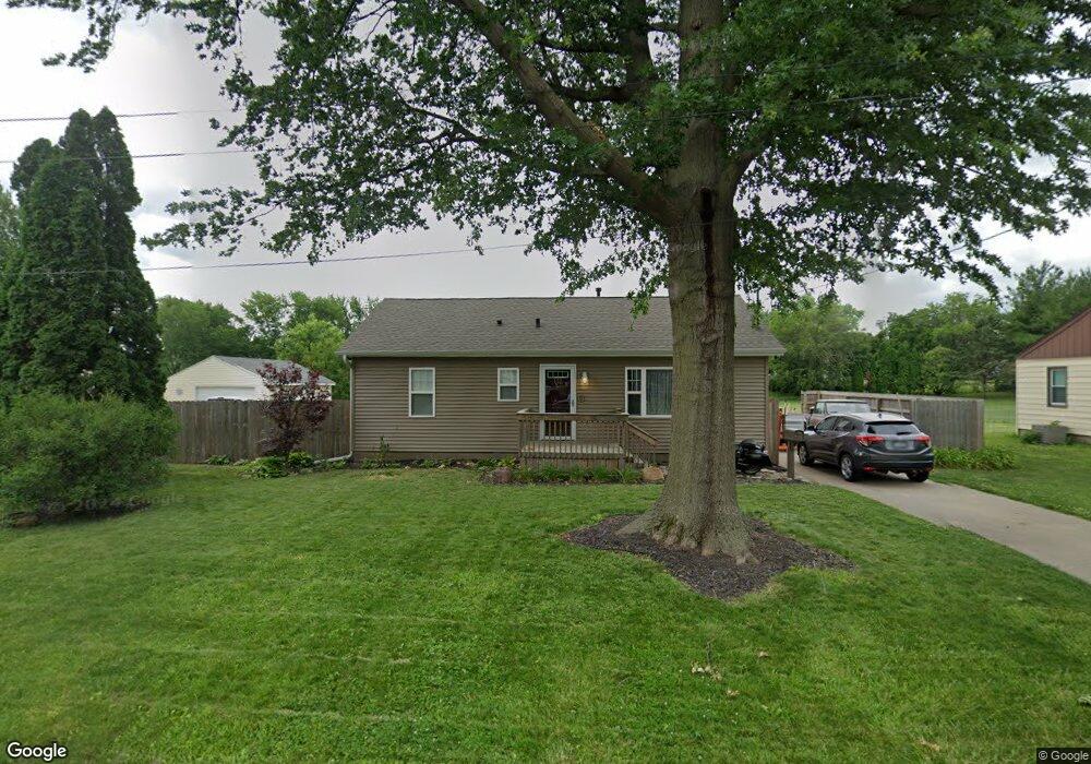 121 E Rose Ave, Des Moines, IA 50315 - photo 1