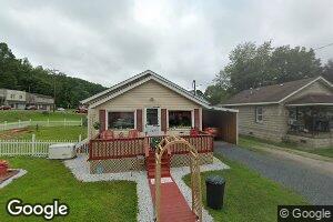 107 Bez St, Sophia, WV 25921