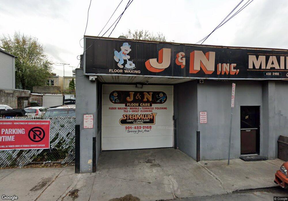 93 Oxford Ave, Jersey City, NJ 07304 - photo 1