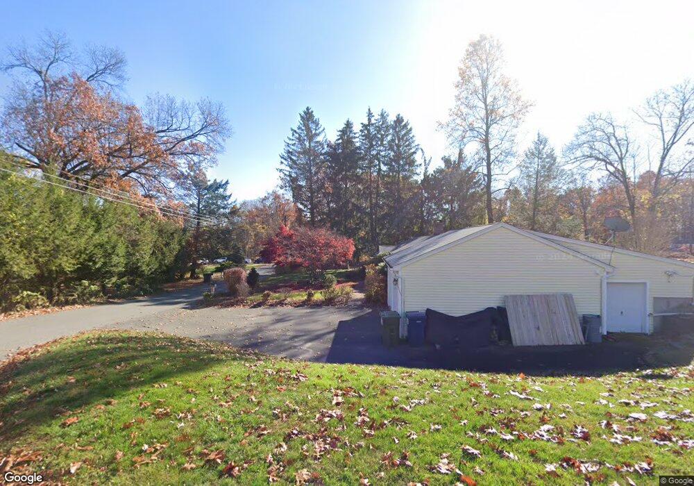 14 Richards Rd, Brookfield, CT 06804 - photo 1