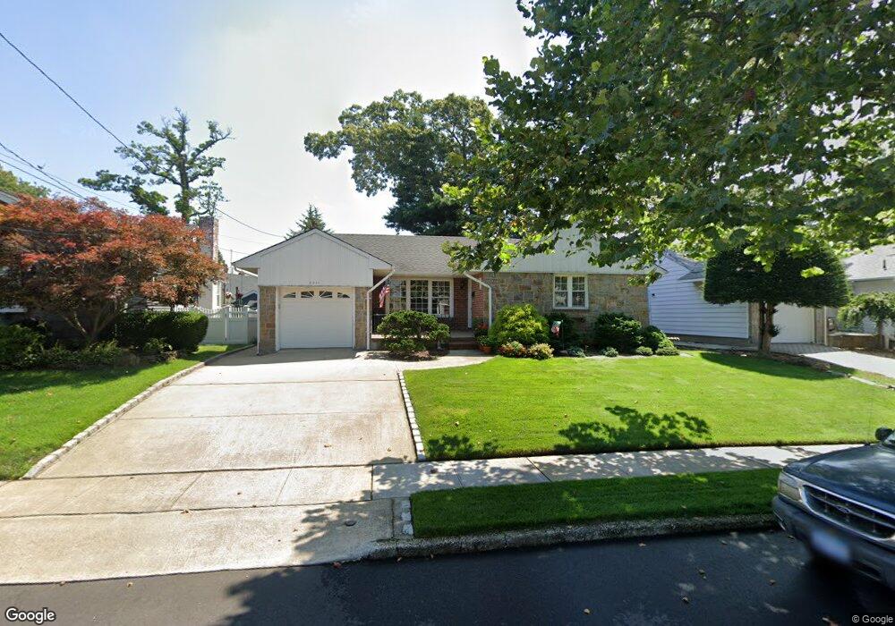 2211 Merokee Place, Bellmore, NY 11710 - photo 1