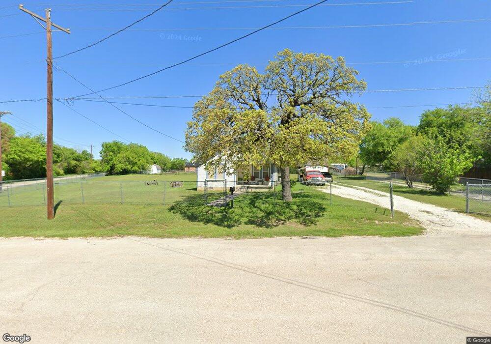 312 W 1st St, Weatherford, TX 76086 - photo 1