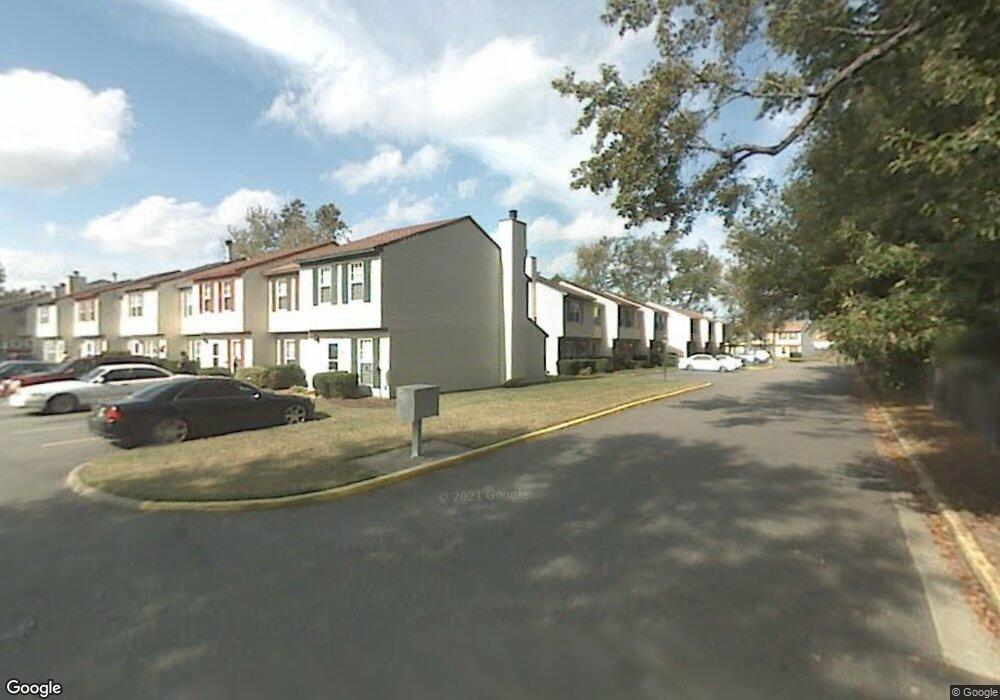 21 Pepperwood Ln, Portsmouth, VA 23703 - photo 1