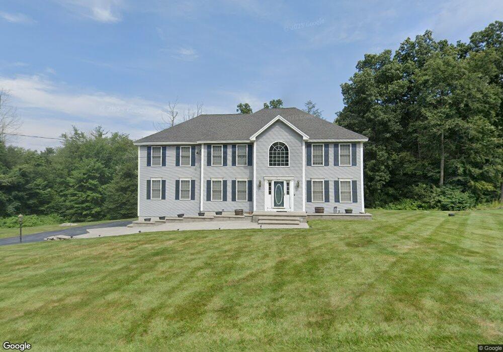 9 Hitching Post Ln, Salem, NH 03079 - photo 1