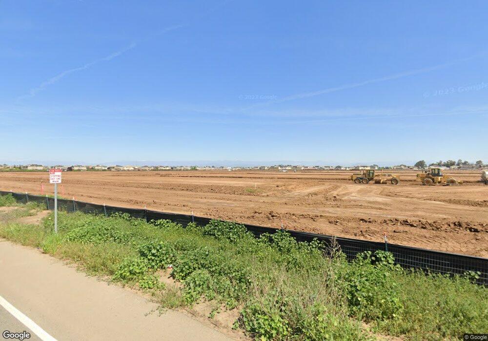 2811 N Vahe Ave, Fresno, CA 93737 - photo 1