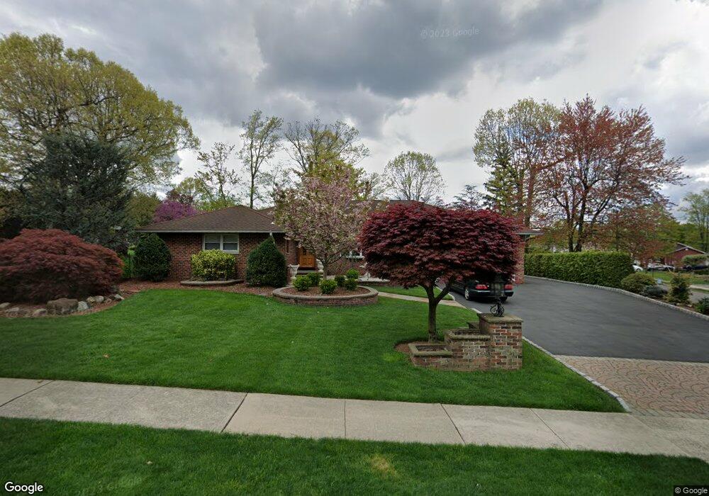 29 Chandler Dr, Wayne, NJ 07470 - photo 1