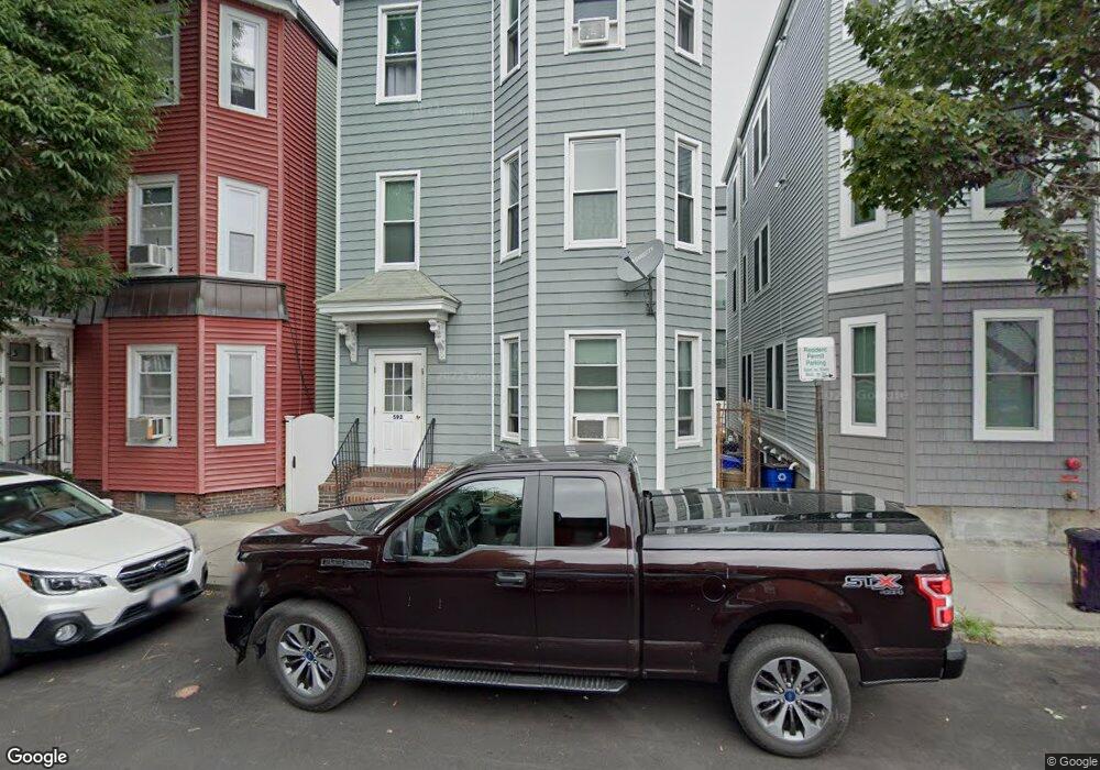 592 E 2nd St unit 2, Boston, MA 02127 - photo 1