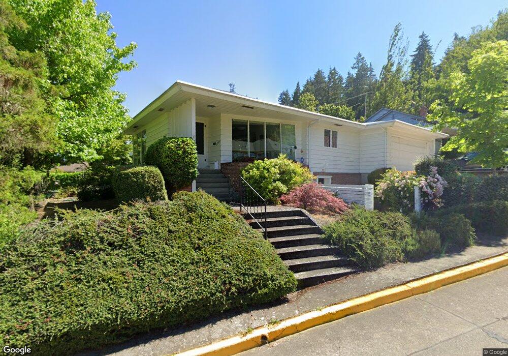 1755 Fairmount Blvd, Eugene, OR 97403 - photo 1