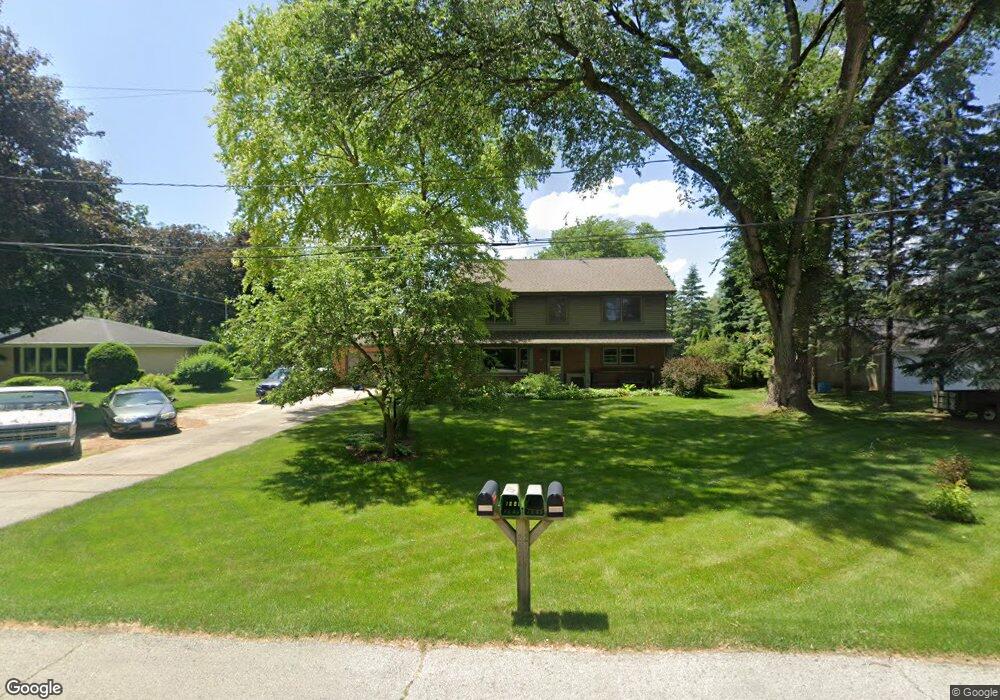 2101 Lilly Rd, Elm Grove, WI 53122 - photo 1