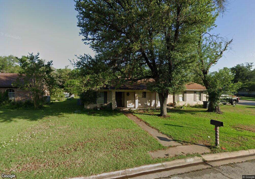 1219 King Arthur Cir, College Station, TX 77840 - photo 1