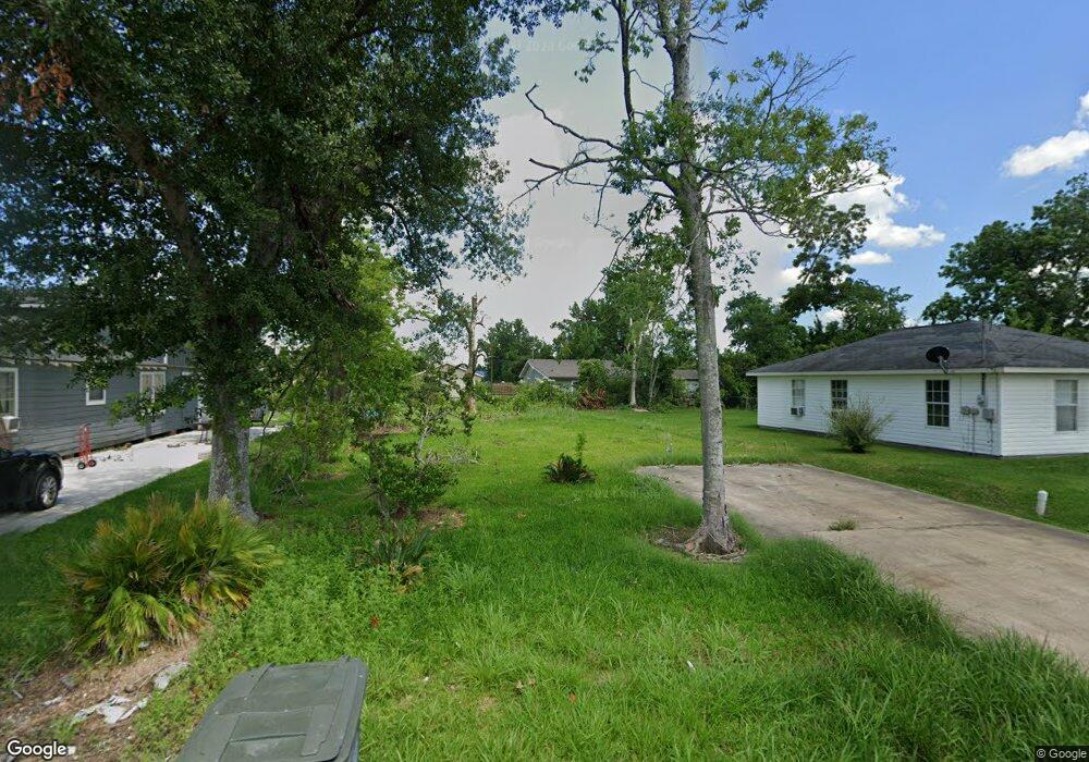 2007 Combre St, Lake Charles, LA 70615 - photo 1