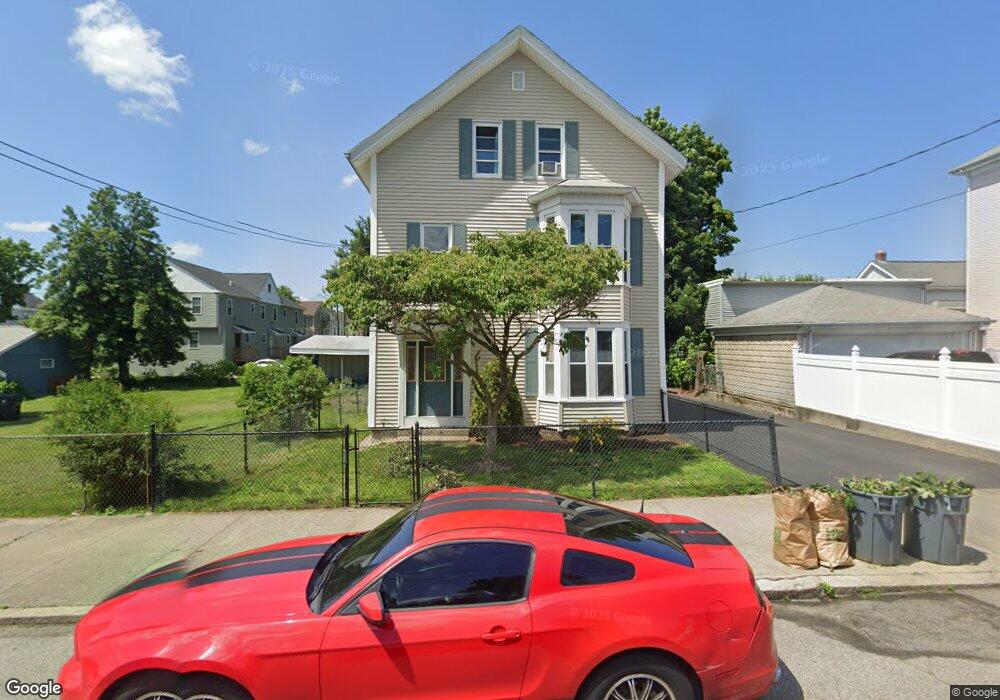 79 Sisson St, Pawtucket, RI 02860 - photo 1