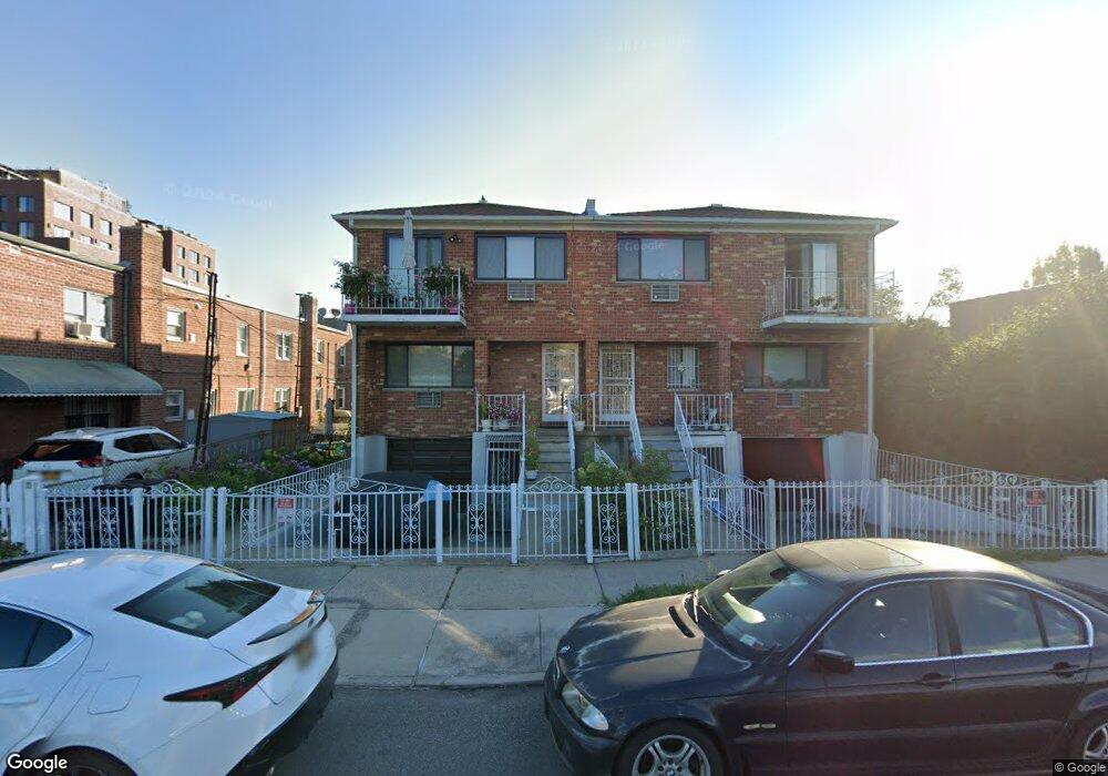 4609 Astoria Blvd, Astoria, NY 11105 - photo 1