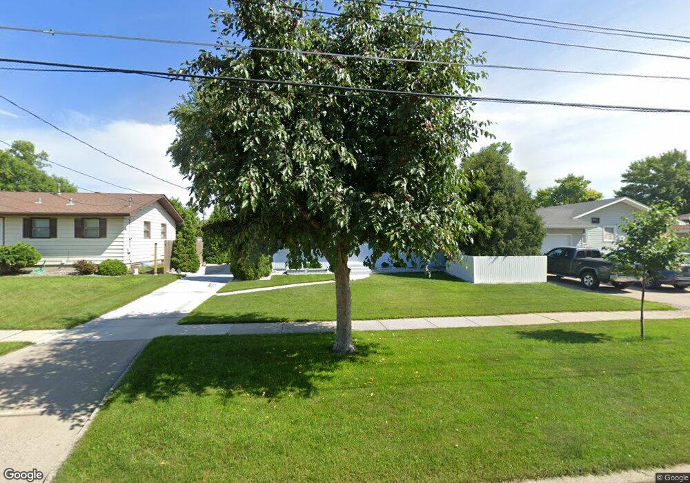 1913 14th Ave S, Fargo, ND 58103 - photo 1