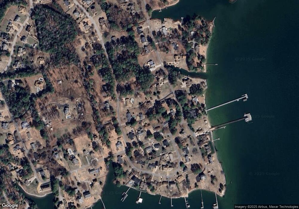 701 Dandy Loop Rd, Yorktown, VA 23692 - photo 1