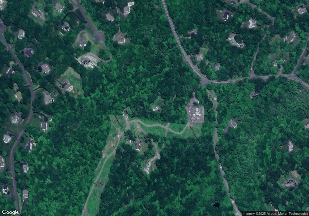 695 Roxbury Rd, Southbury, CT 06488 - photo 1