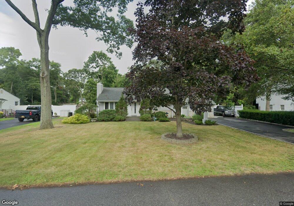 30 Vautrin Ave, Holtsville, NY 11742 - photo 1