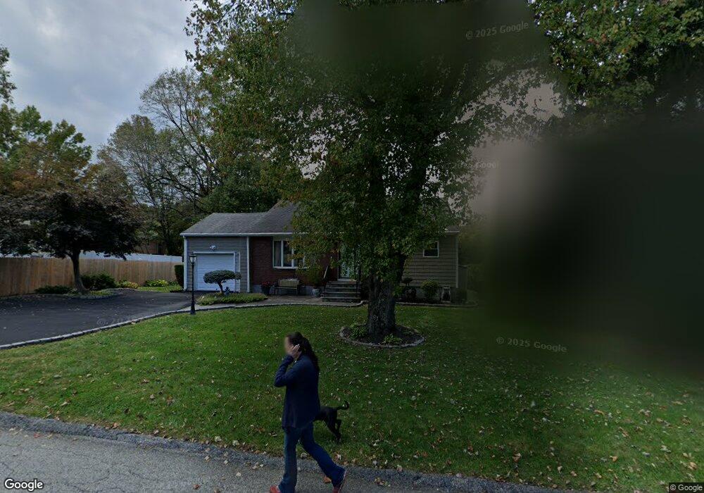 9 Mac Arthur Blvd, Cortlandt Manor, NY 10567 - photo 1