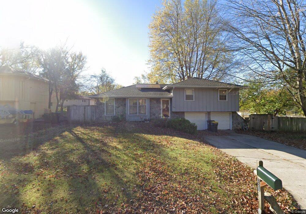 220 Highland Rd unit 1, Lansing, KS 66043 - photo 1