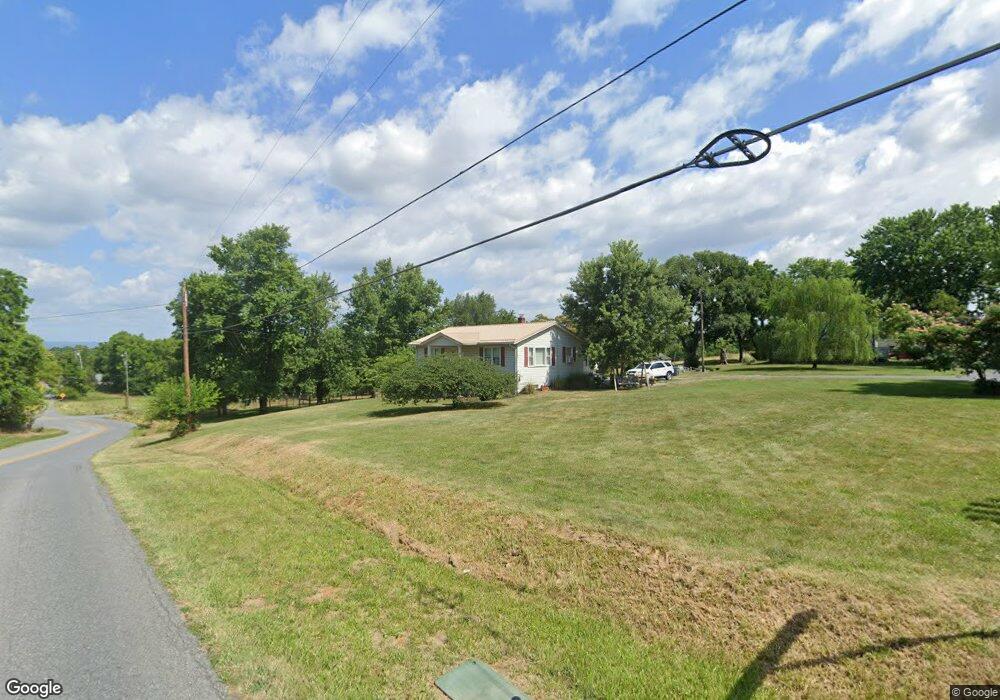 33 Triangle Farm Ln, Summit Point, WV 25446 - photo 1