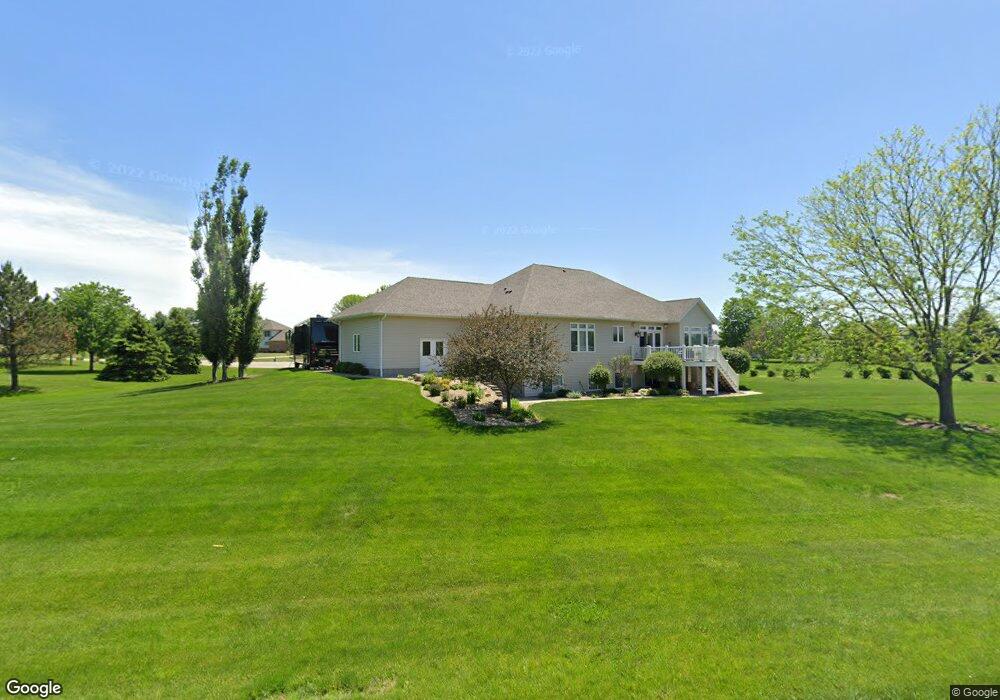 4822 Bovary Ct, Cedar Rapids, IA 52411 - photo 1