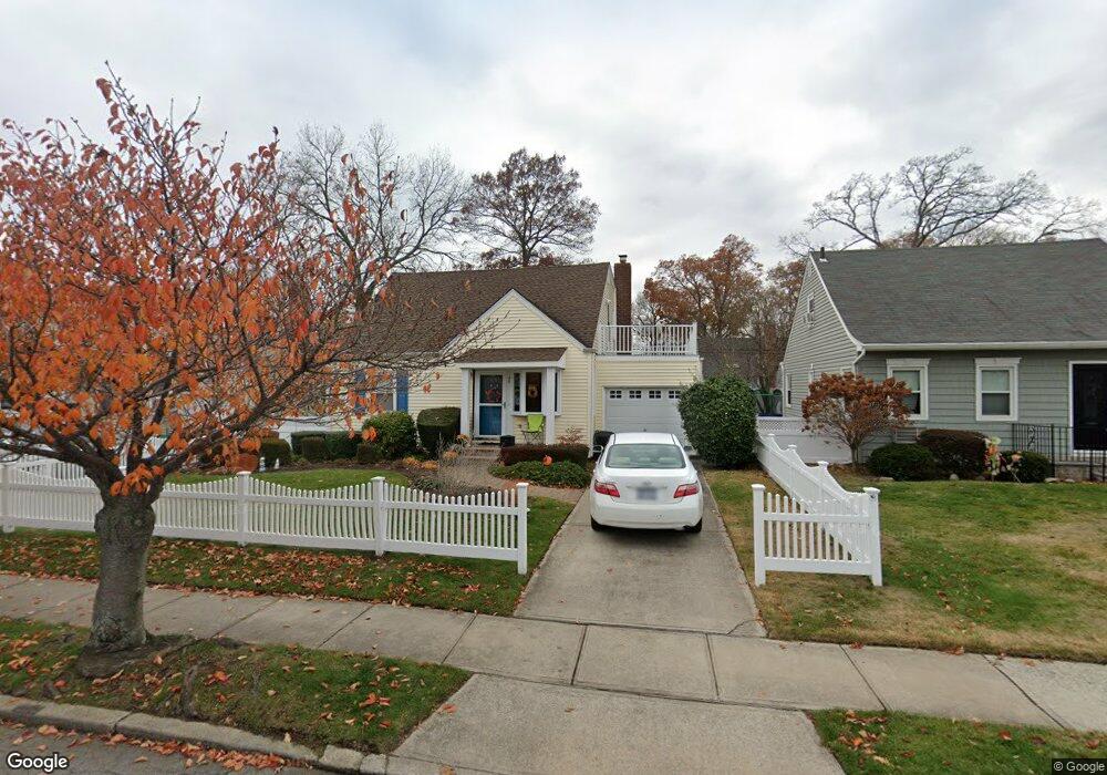 46 Edgeworth St, Valley Stream, NY 11581 - photo 1