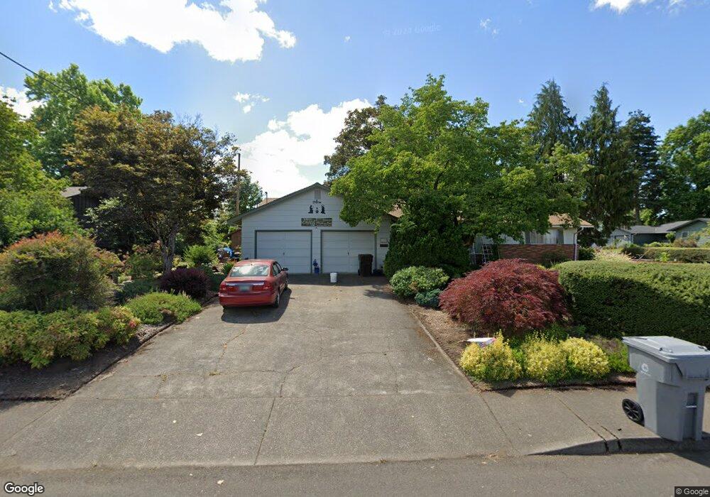1185 N Birch St, Canby, OR 97013 - photo 1
