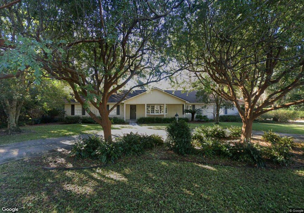 123 Worthing Rd, Saint Simons Island, GA 31522 - photo 1