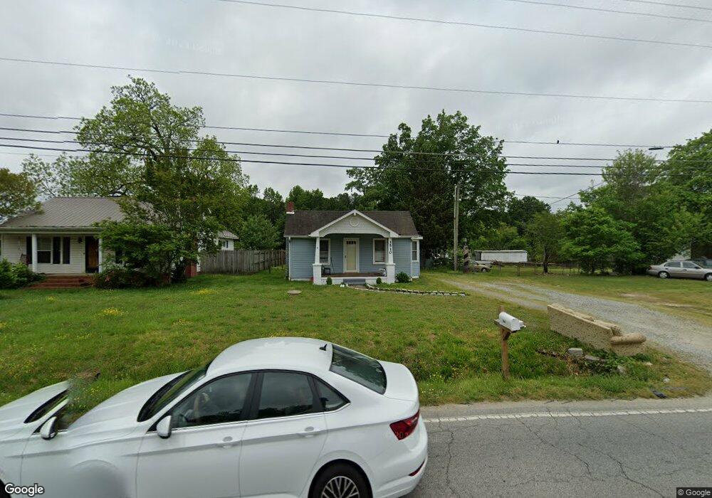 1510 E Fairfield Rd, High Point, NC 27263 - photo 1