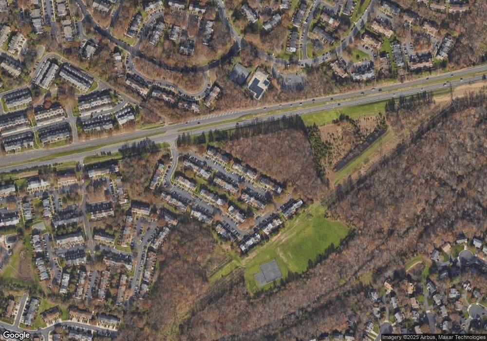 13824 Fount Beattie Ct, Centreville, VA 20121 - photo 1