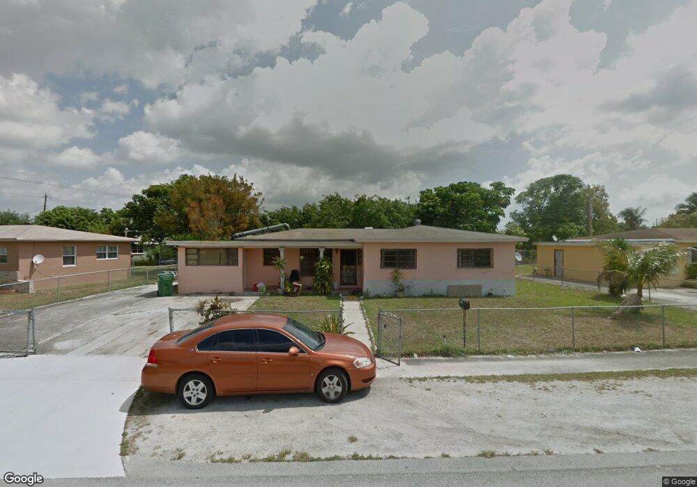 17821 Myrtle Lake Dr, Miami Gardens, FL 33056 - photo 1