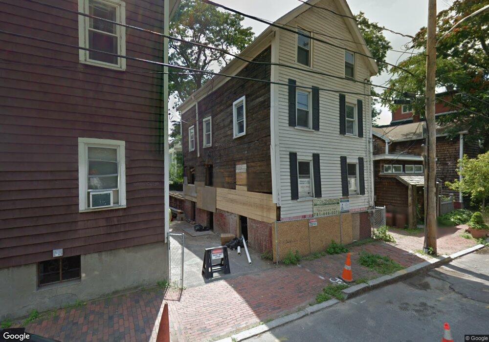 406 Franklin St unit 2, Cambridge, MA 02139 - photo 1