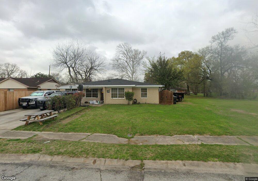 307 Glenburnie Dr, Houston, TX 77022 - photo 1