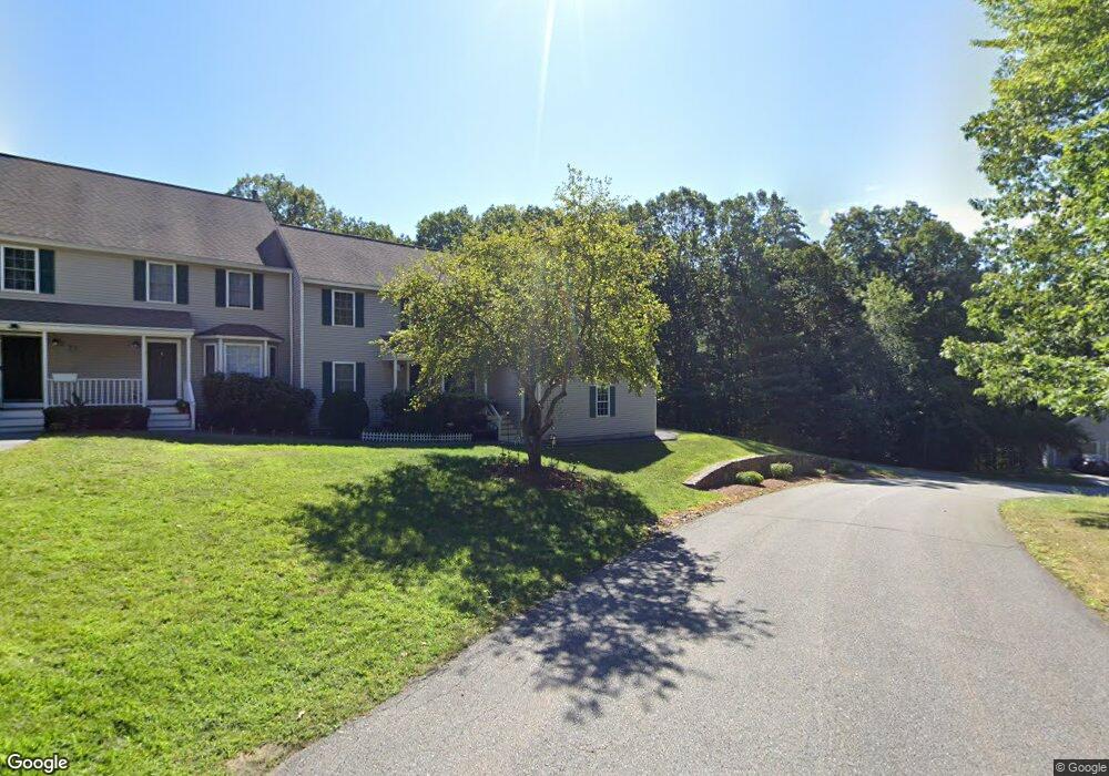 7 Carriage Ln, Shirley, MA 01464 - photo 1