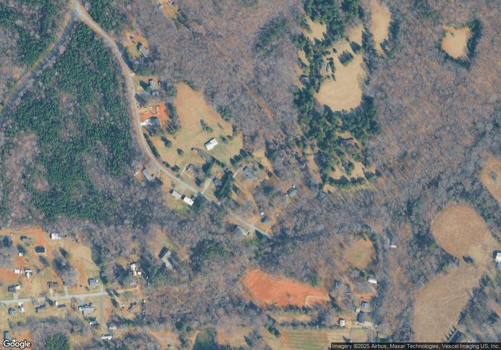 214 Houpe Rd, Statesville, NC 28625 - photo 1