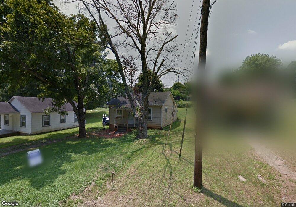 1806 Wilson W Lee Blvd, Statesville, NC 28677 - photo 1