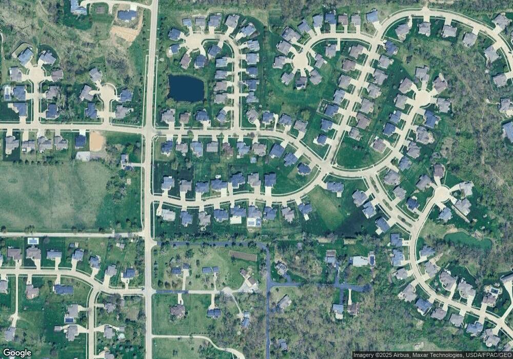 6316 River Pkwy NE, Cedar Rapids, IA 52411 - photo 1